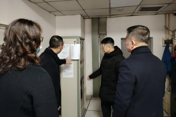 省尊龙凯时集团党委书记、董事长游勇检查督导春节安全生产并看望慰问干部员工
